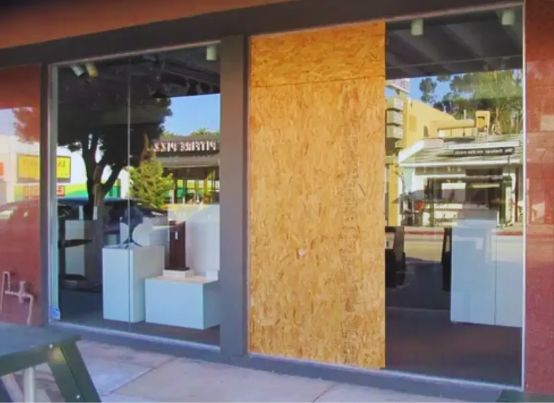 Mise en sécurité fermeture provisoire Pont-l'Évêque